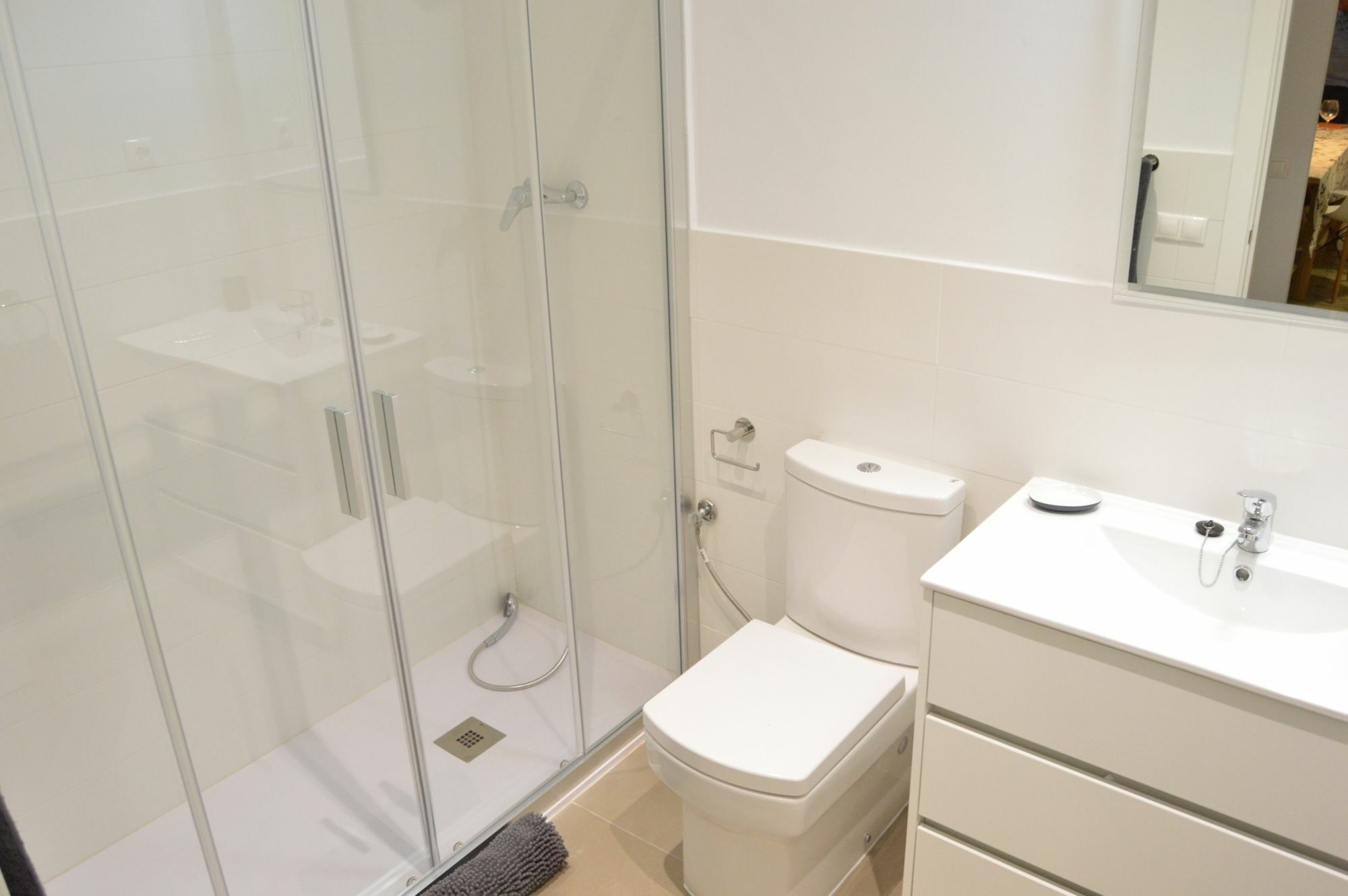 Tarragona Suites Mediona Ngoại thất bức ảnh