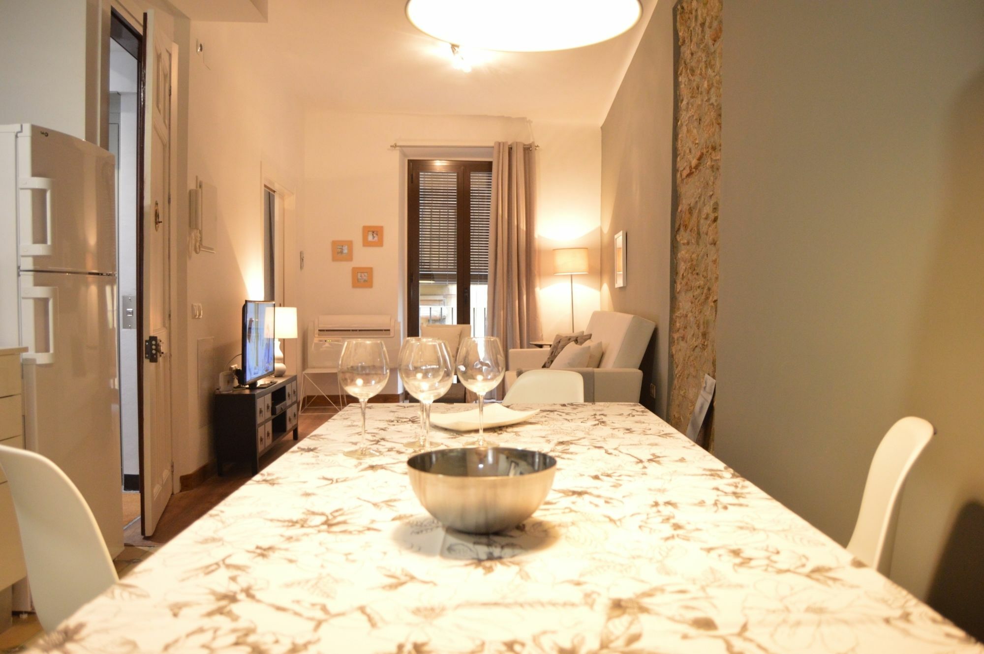 Tarragona Suites Mediona Ngoại thất bức ảnh